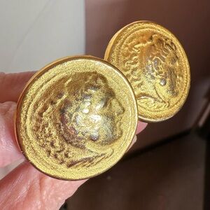 Vintage Matte Gold Etruscan Roman Face Coin oversized Earrings 1980 90